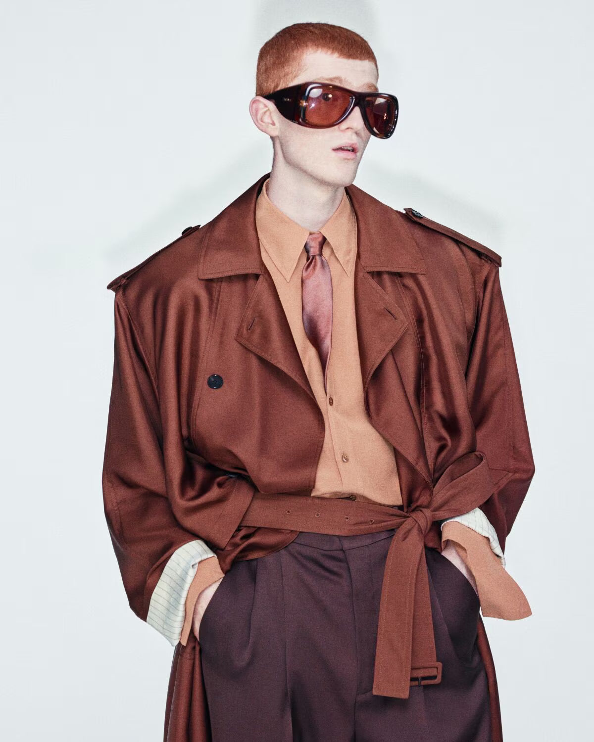 Saint Laurent SL 902 HOWL Sunglasses - Detail View