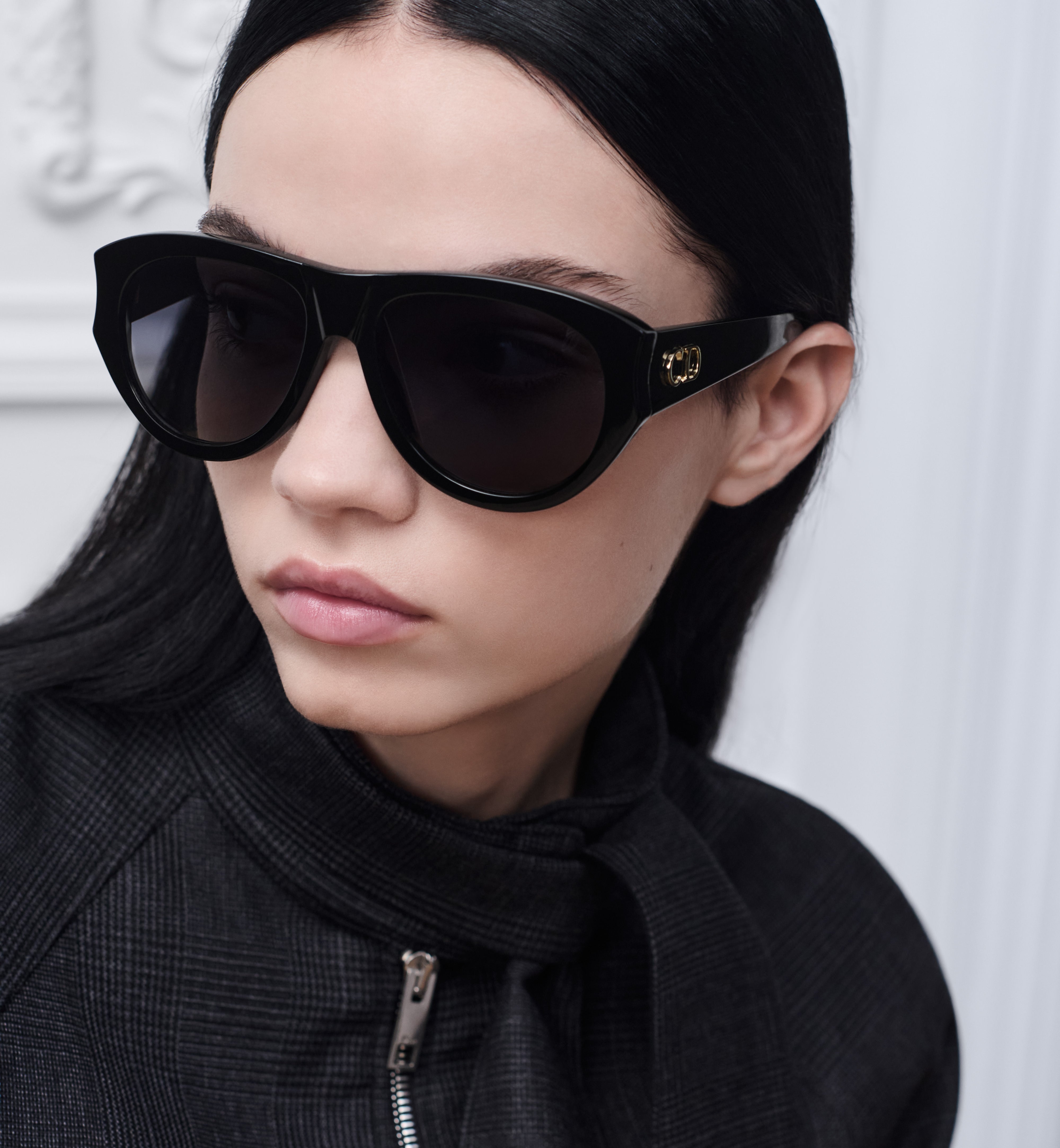 Dior CD40257 DIOR GLOW A1I Aviator Sunglasses - Additional View 4